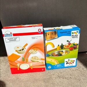 PLAN TOYS kitchen toys